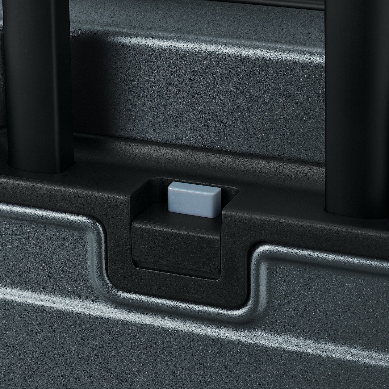 Hard Shell Suitcase - 20L (47cm) - Image 20