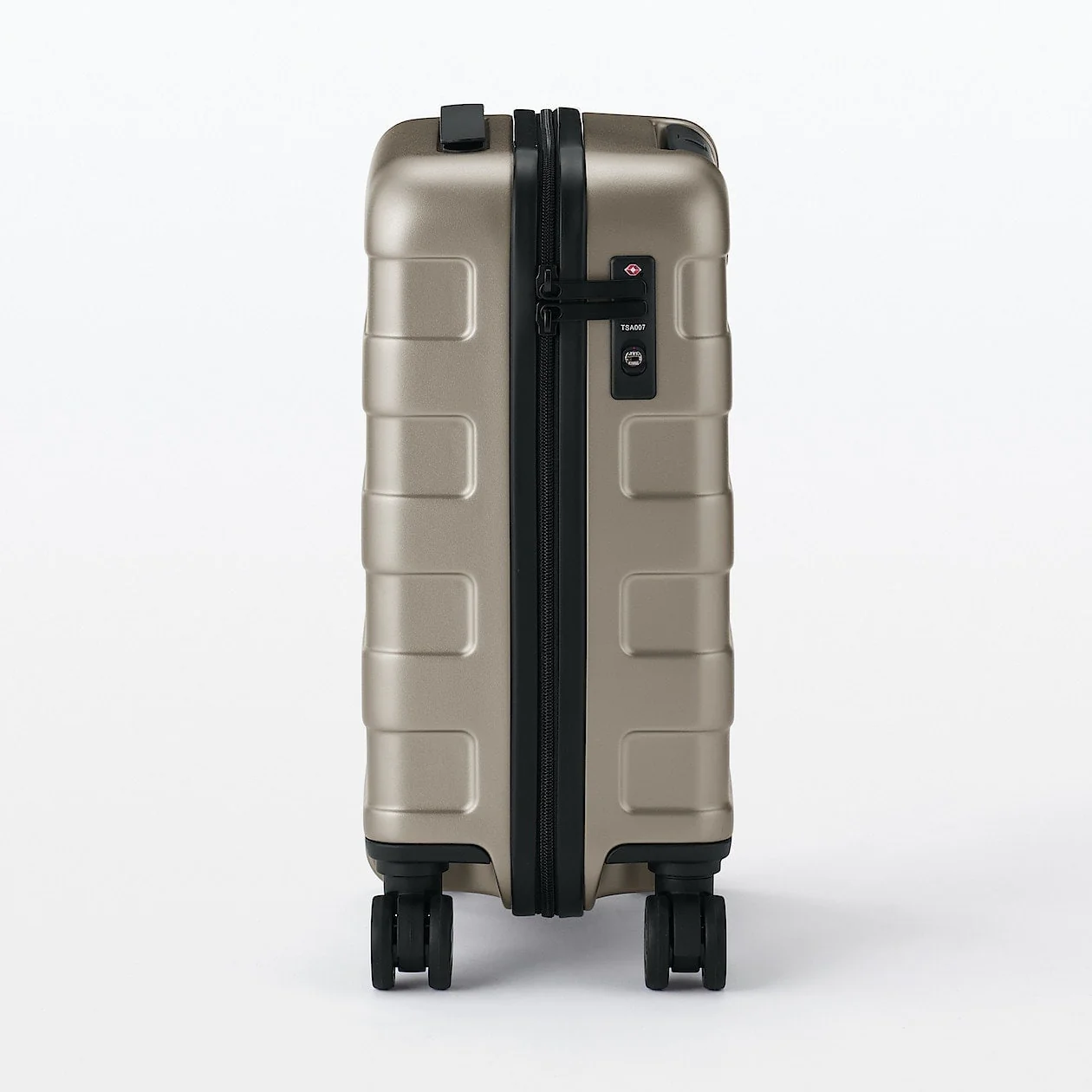 Hard Shell Suitcase - 20L (47cm) - Image 44