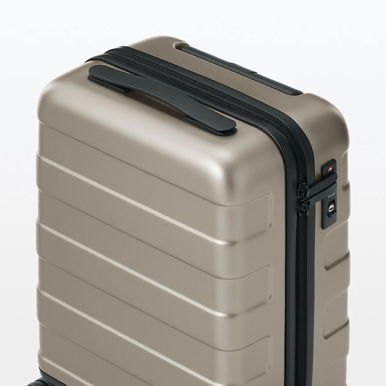 Hard Shell Suitcase - 20L (47cm) - Image 47