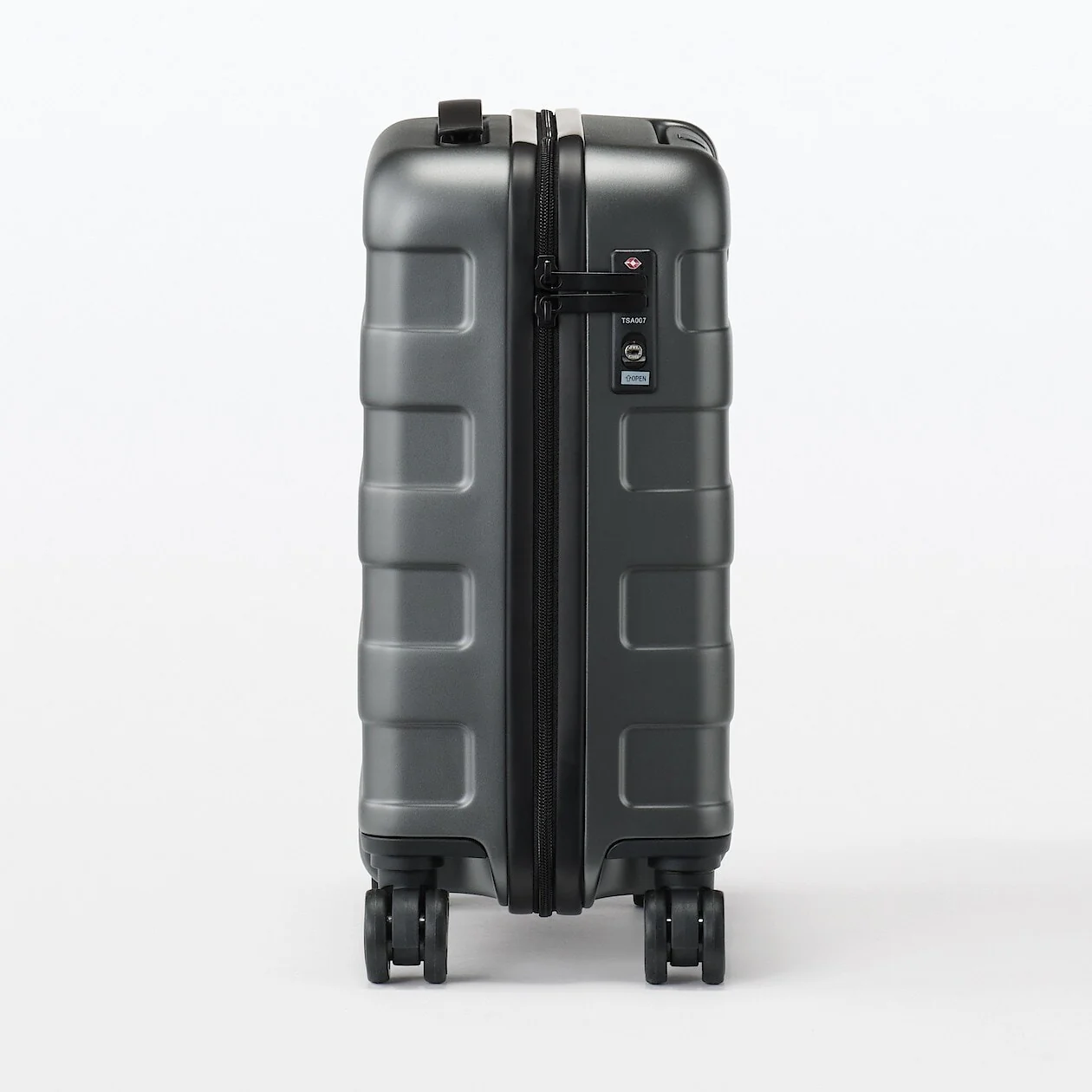 Hard Shell Suitcase - 20L (47cm) - Image 70