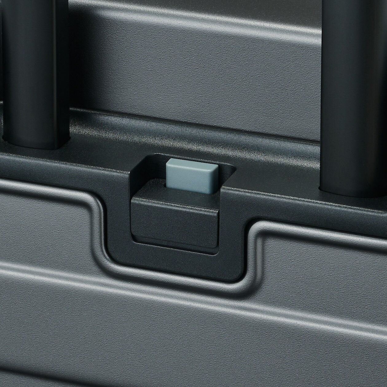 Hard Shell Suitcase - 20L (47cm) - Image 81