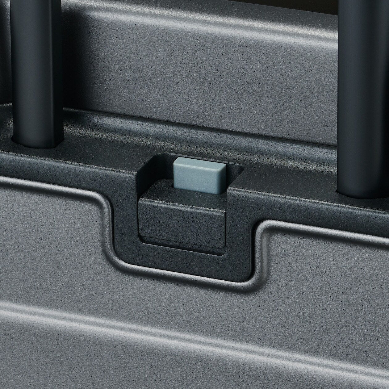 Hard Shell Suitcase - 36L (54cm) - Image 121