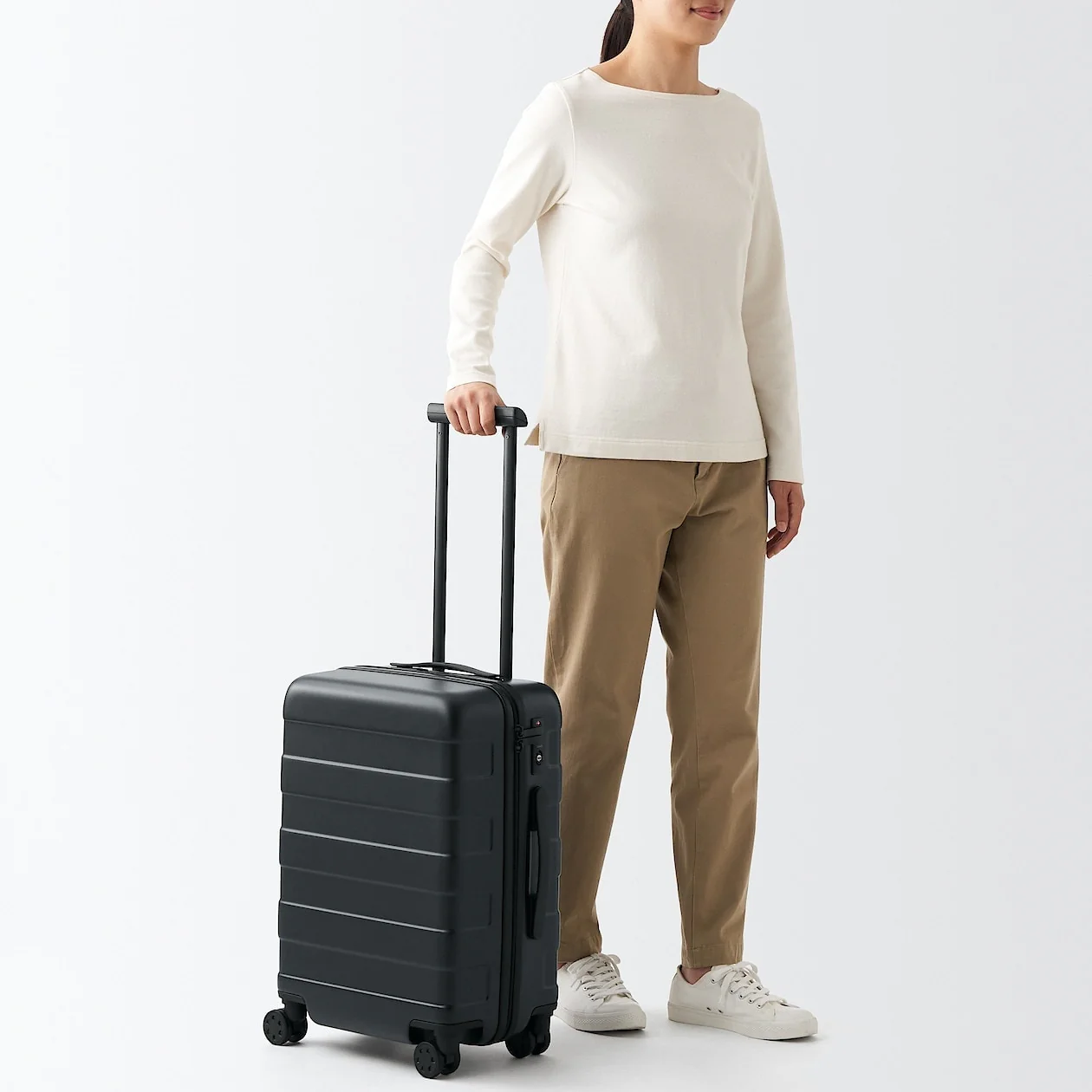 Hard Shell Suitcase - 36L (54cm) - Image 126