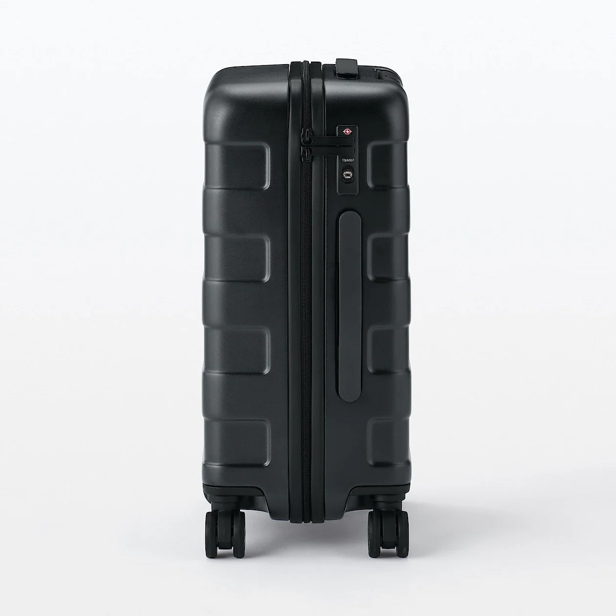 Hard Shell Suitcase - 36L (54cm) - Image 131