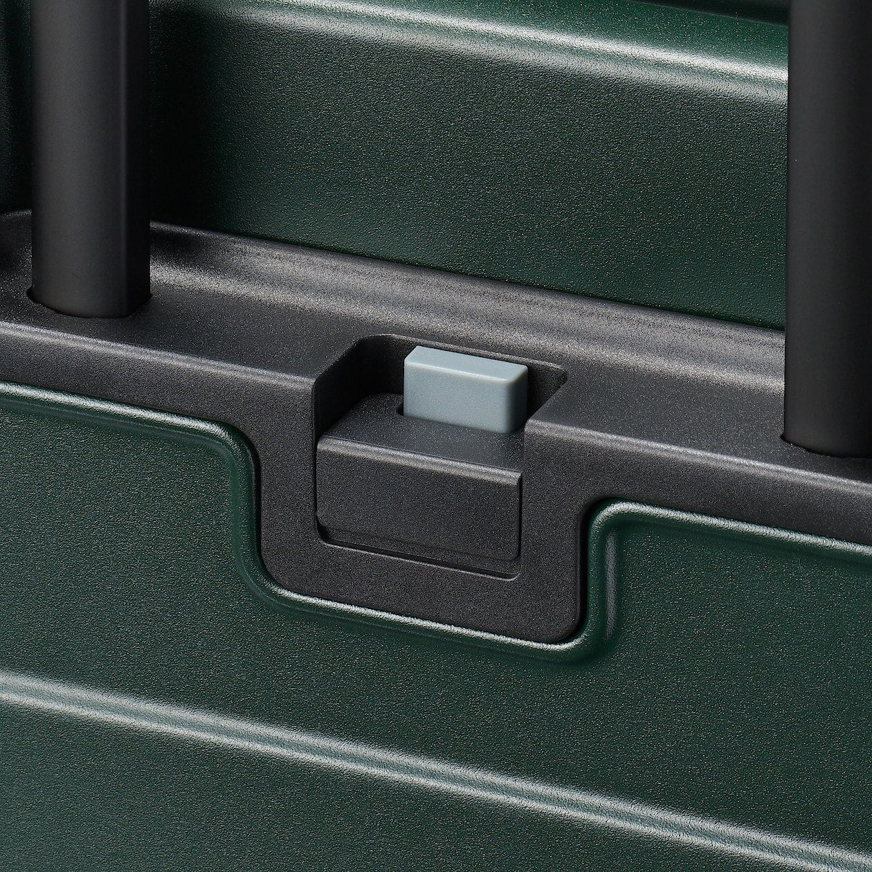 Hard Shell Suitcase - 36L (54cm) - Image 52