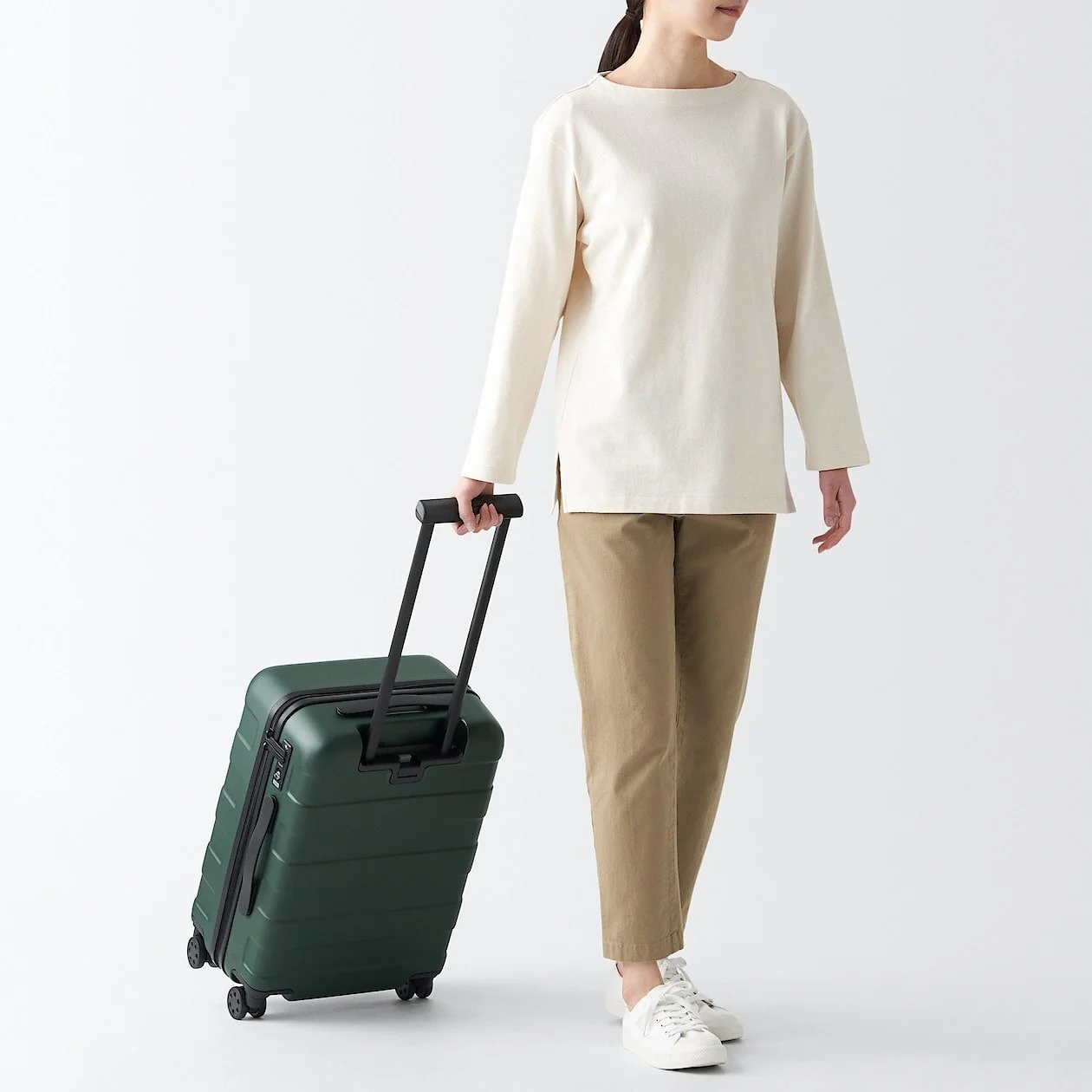 Hard Shell Suitcase - 36L (54cm) - Image 56