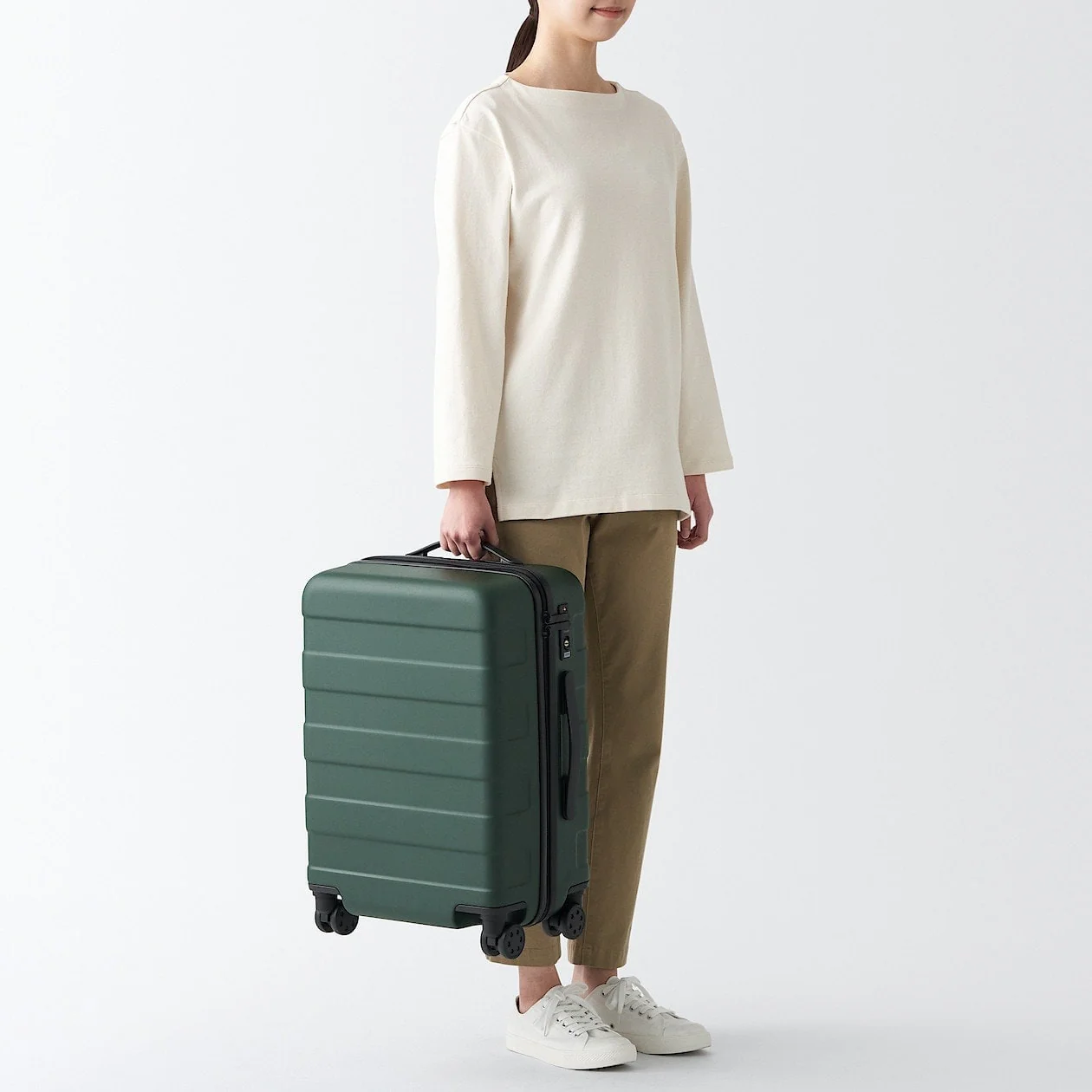 Hard Shell Suitcase - 36L (54cm) - Image 58