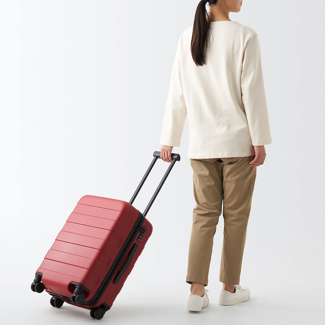 Hard Shell Suitcase - 36L (54cm) - Image 64