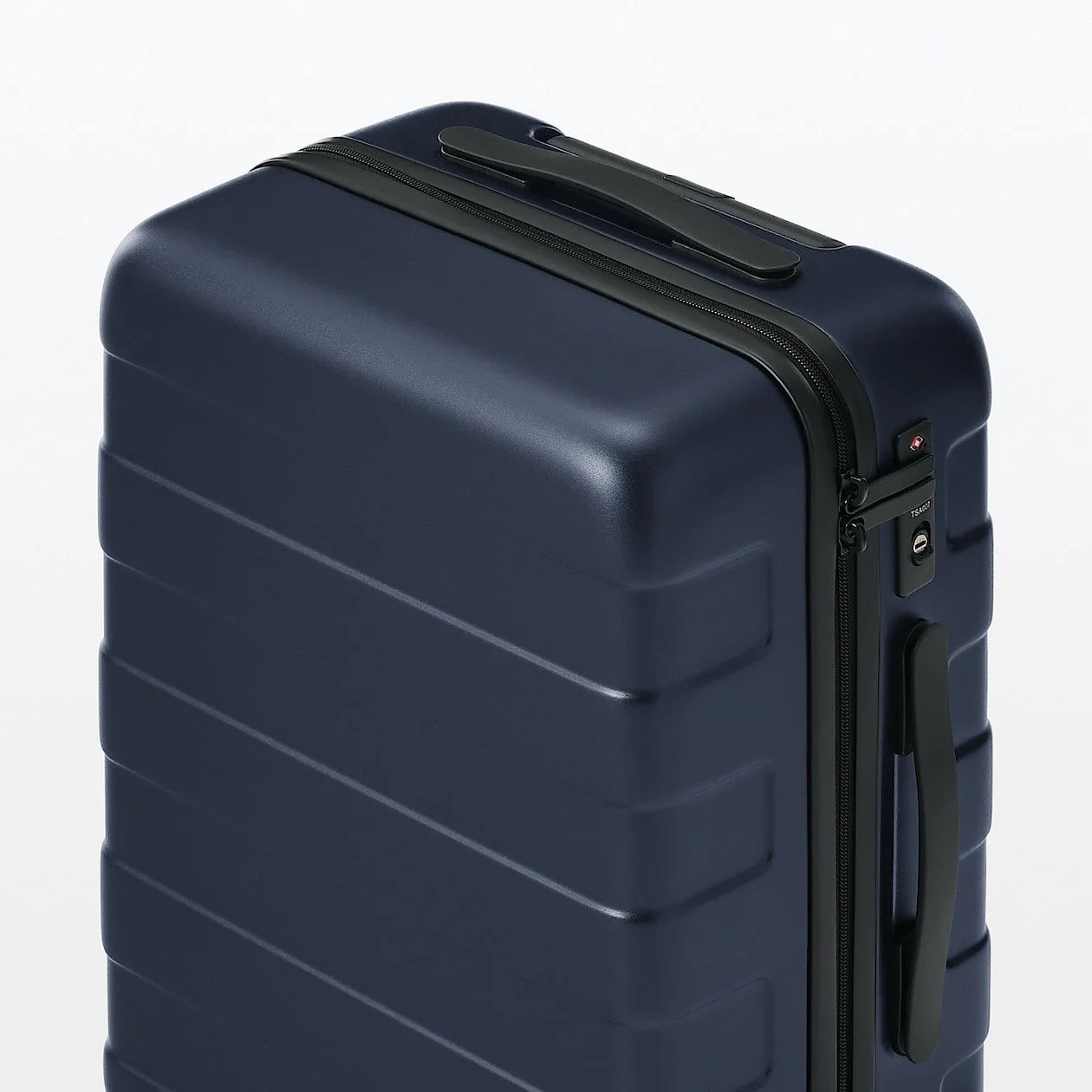 Hard Shell Suitcase - 36L (54cm) - Image 83