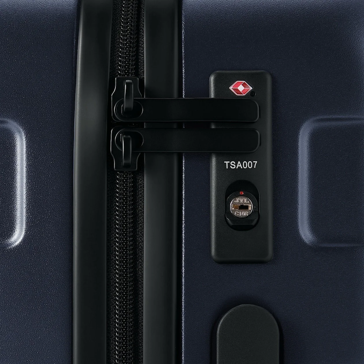 Hard Shell Suitcase - 36L (54cm) - Image 87