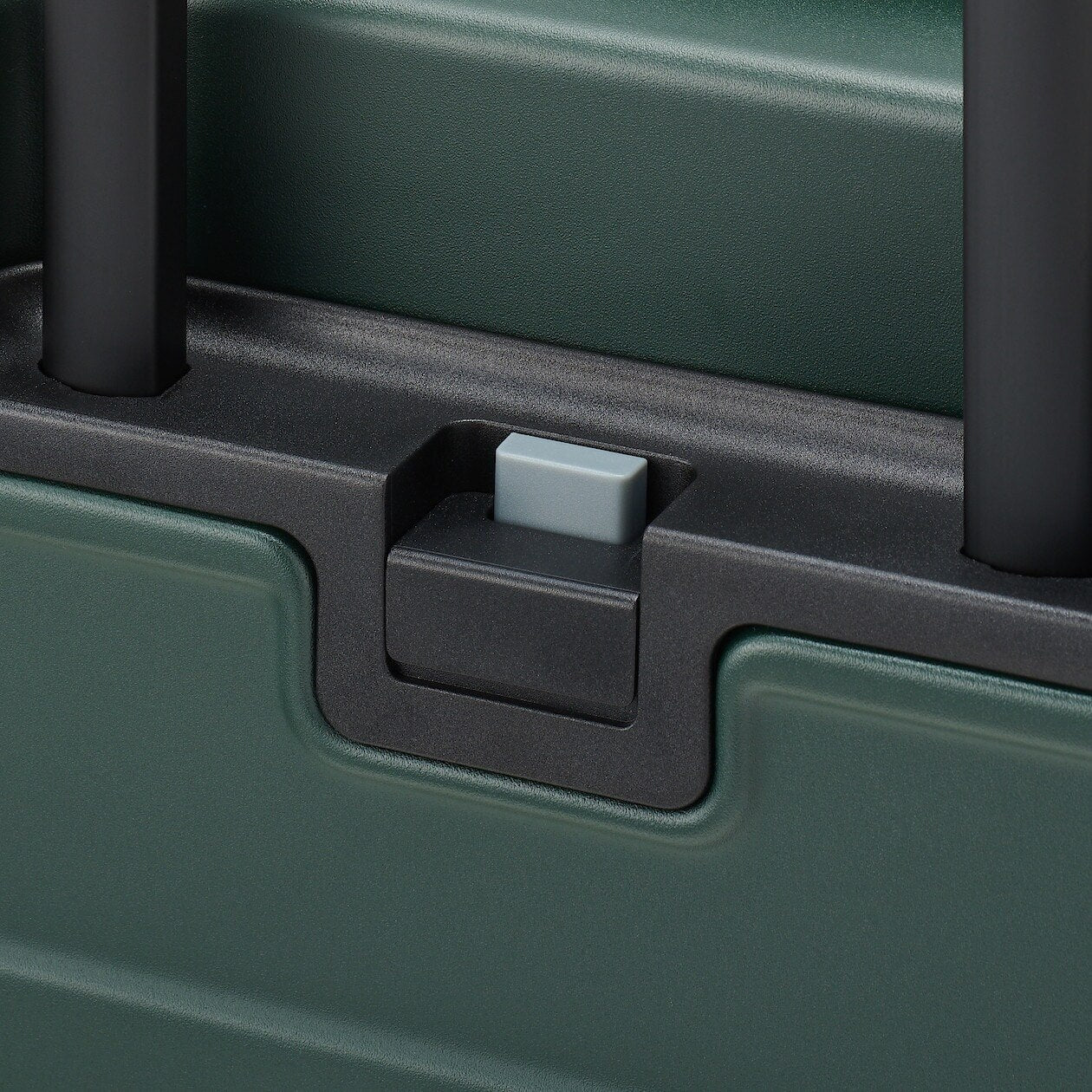 Hard Shell Suitcase - 75L (71.5cm) - Image 13