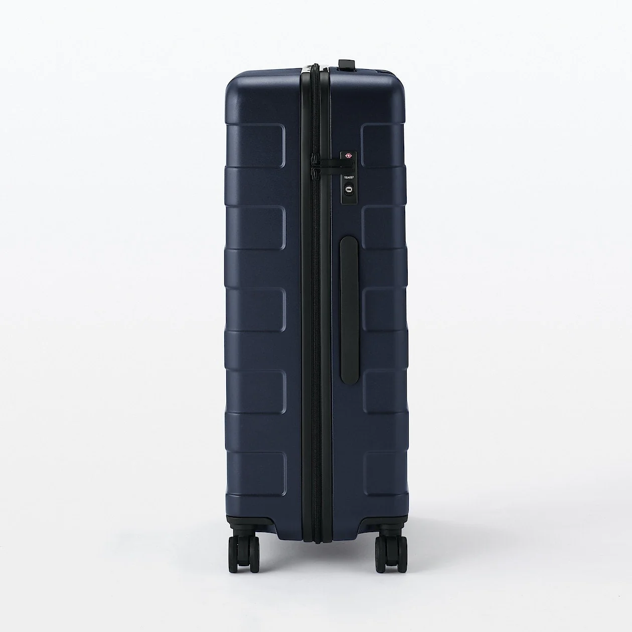 Hard Shell Suitcase - 75L (71.5cm) - Image 75