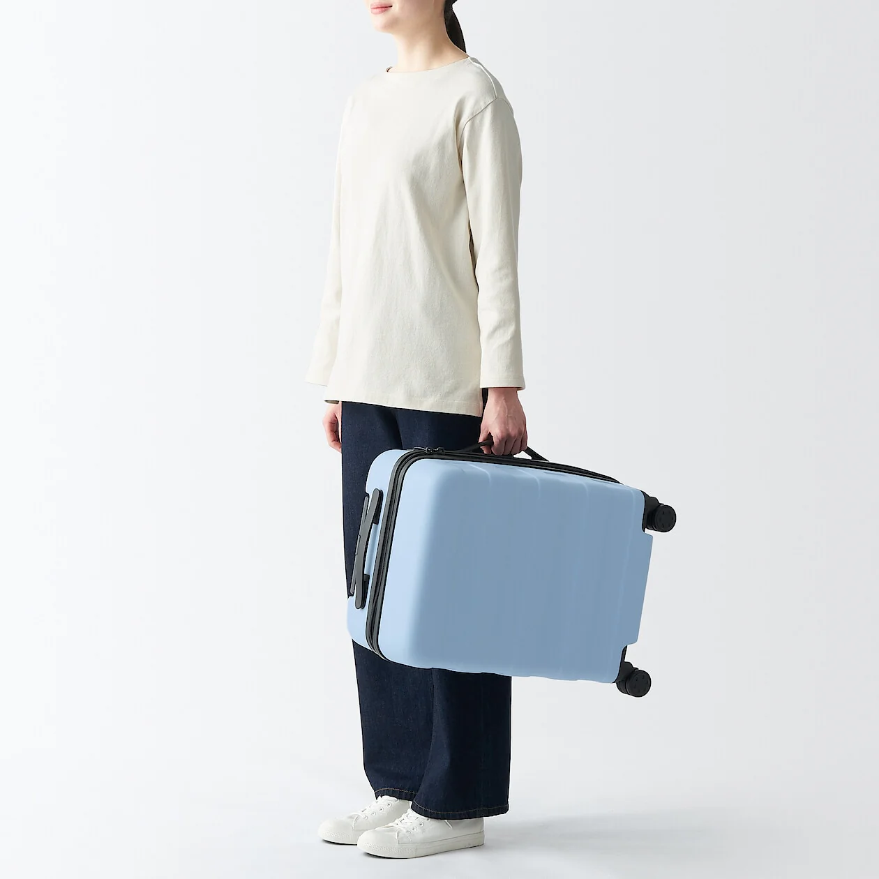 Limited Edition Hard Shell Suitcase - 36L (54cm) - Image 19