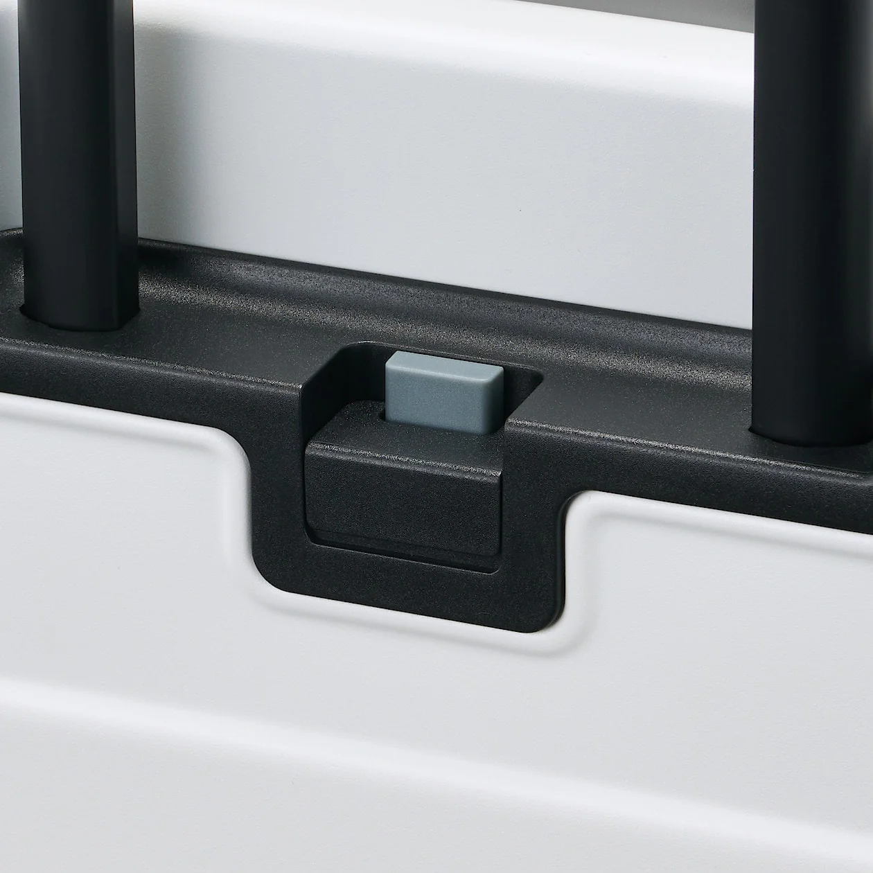 Limited Edition Hard Shell Suitcase - 36L (54cm) - Image 34