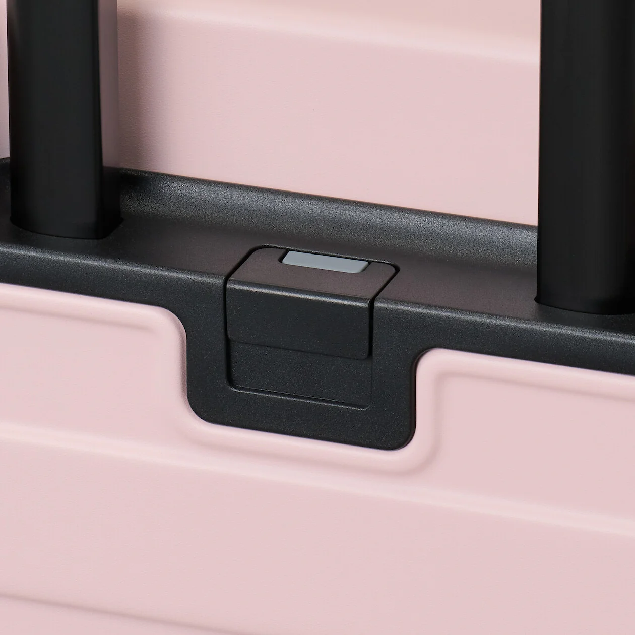 Limited Edition Hard Shell Suitcase - 20L (47cm) - Image 13