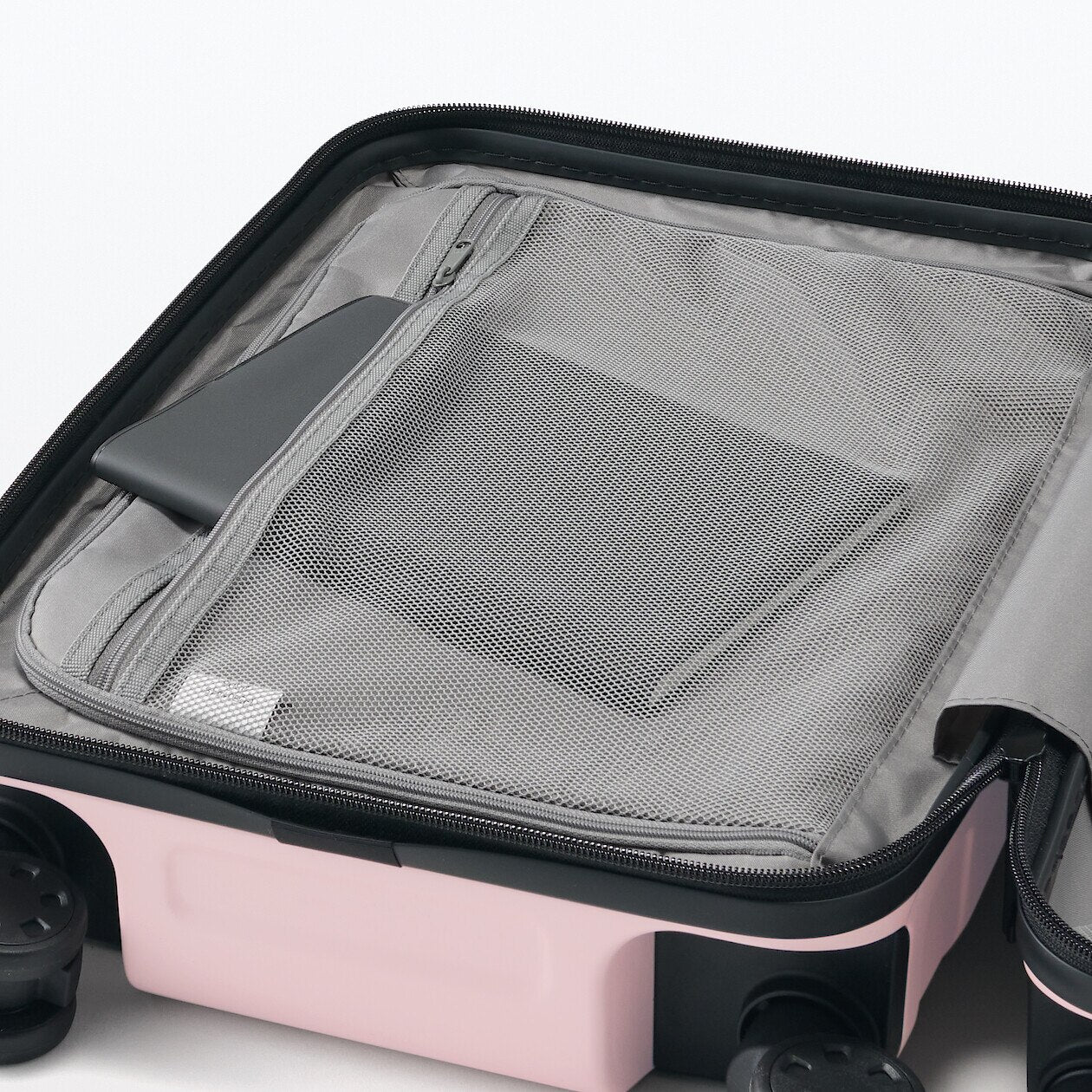 Limited Edition Hard Shell Suitcase - 20L (47cm) - Image 8