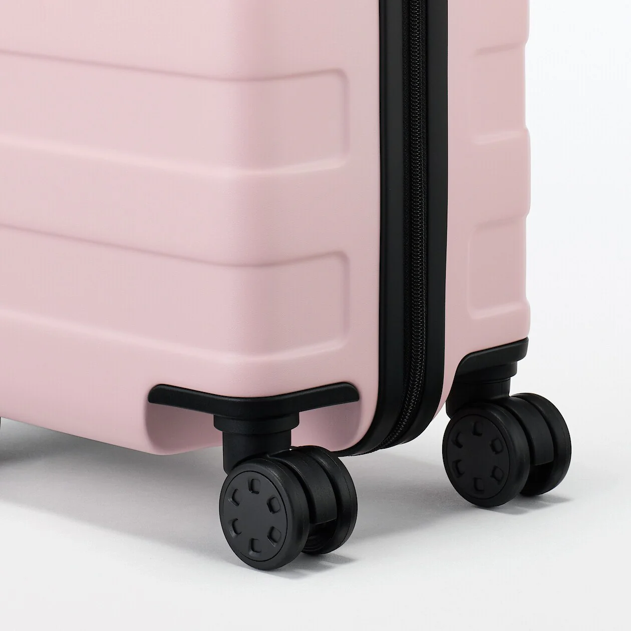 Limited Edition Hard Shell Suitcase - 20L (47cm) - Image 9