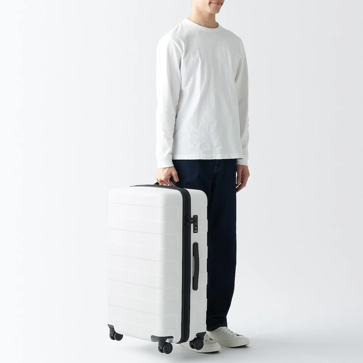 Limited Edition Hard Shell Suitcase - 75L (71.5cm) - Image 18