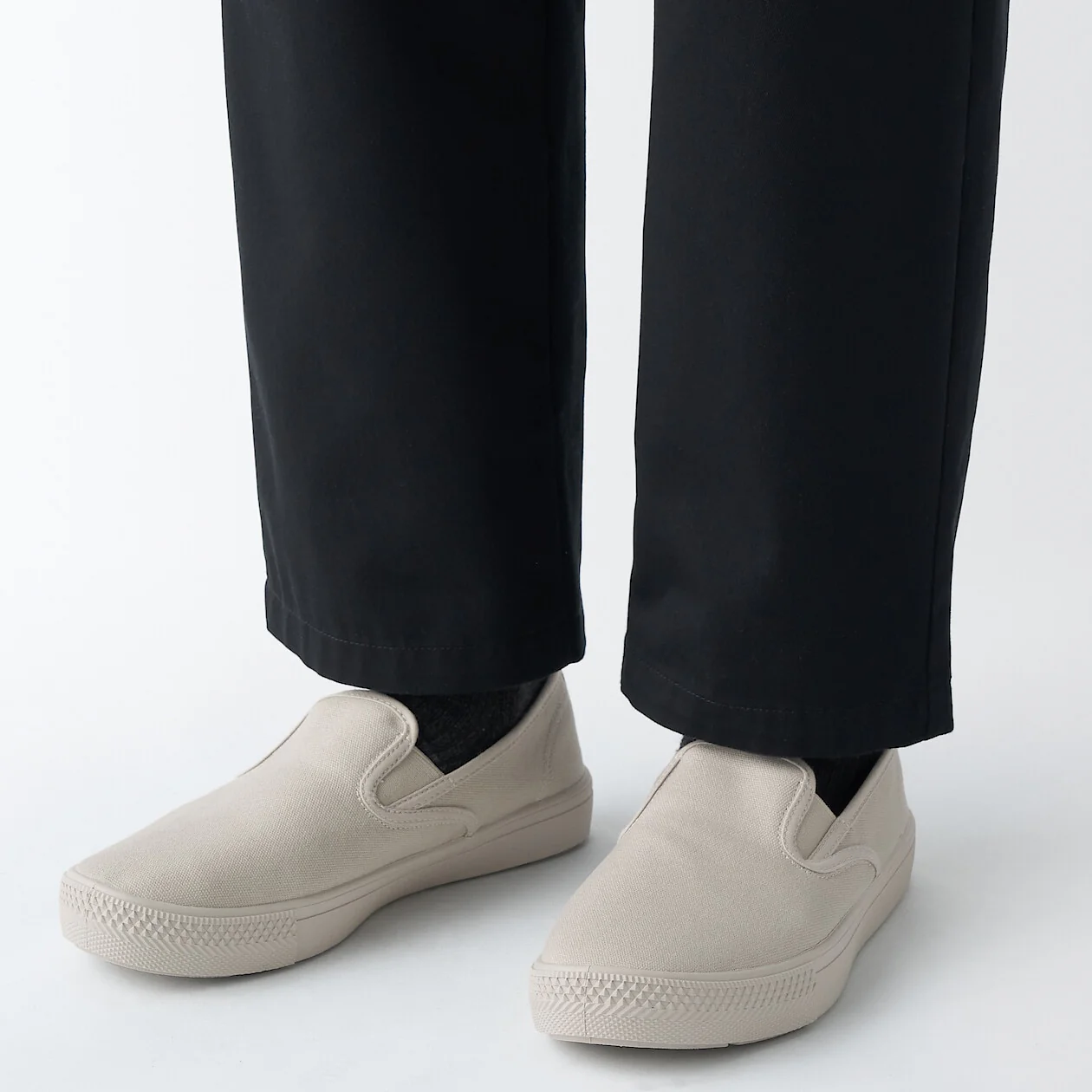 Less Tiring Slip On Sneakers - Image 20