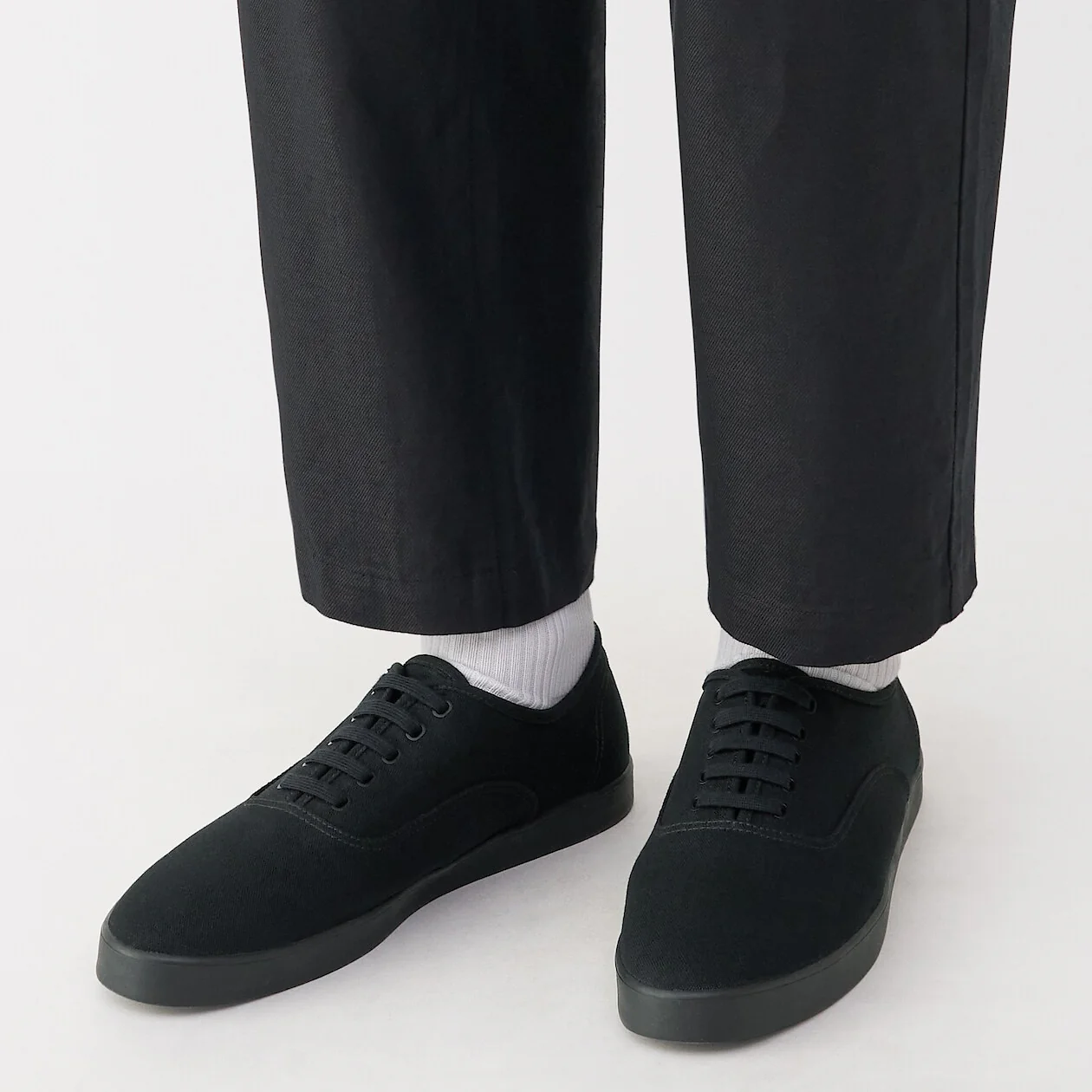 Water Repellent Canvas Sneakers - Image 20