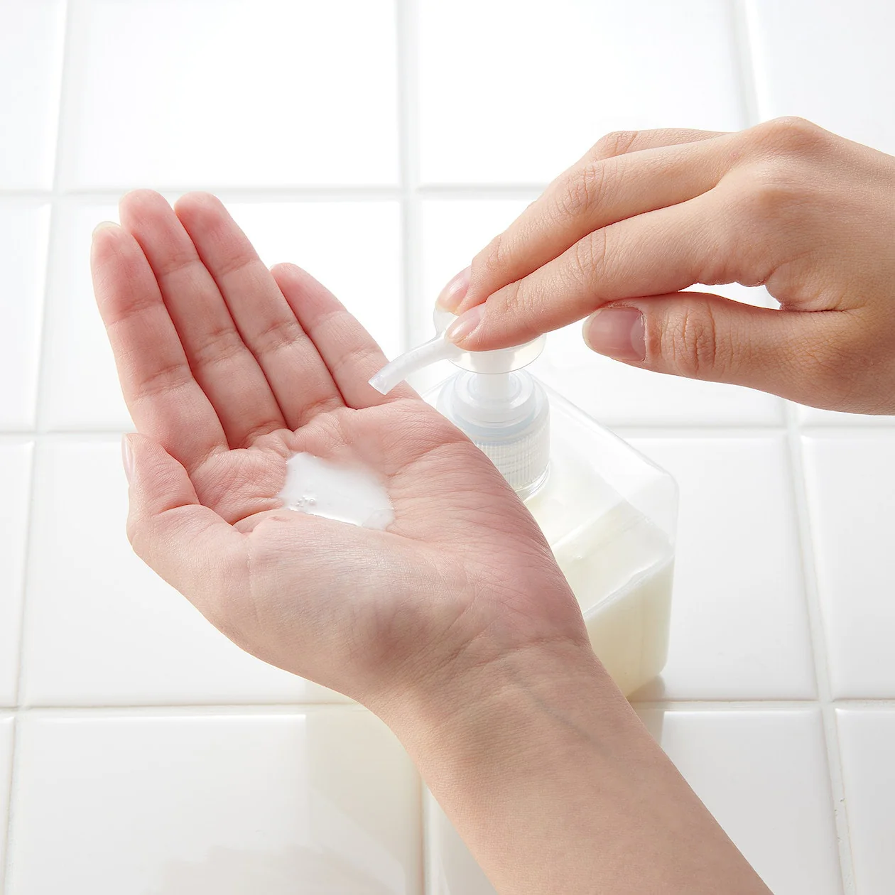 PET Pump Refill Bottle - Clear (250ml) - Image 5