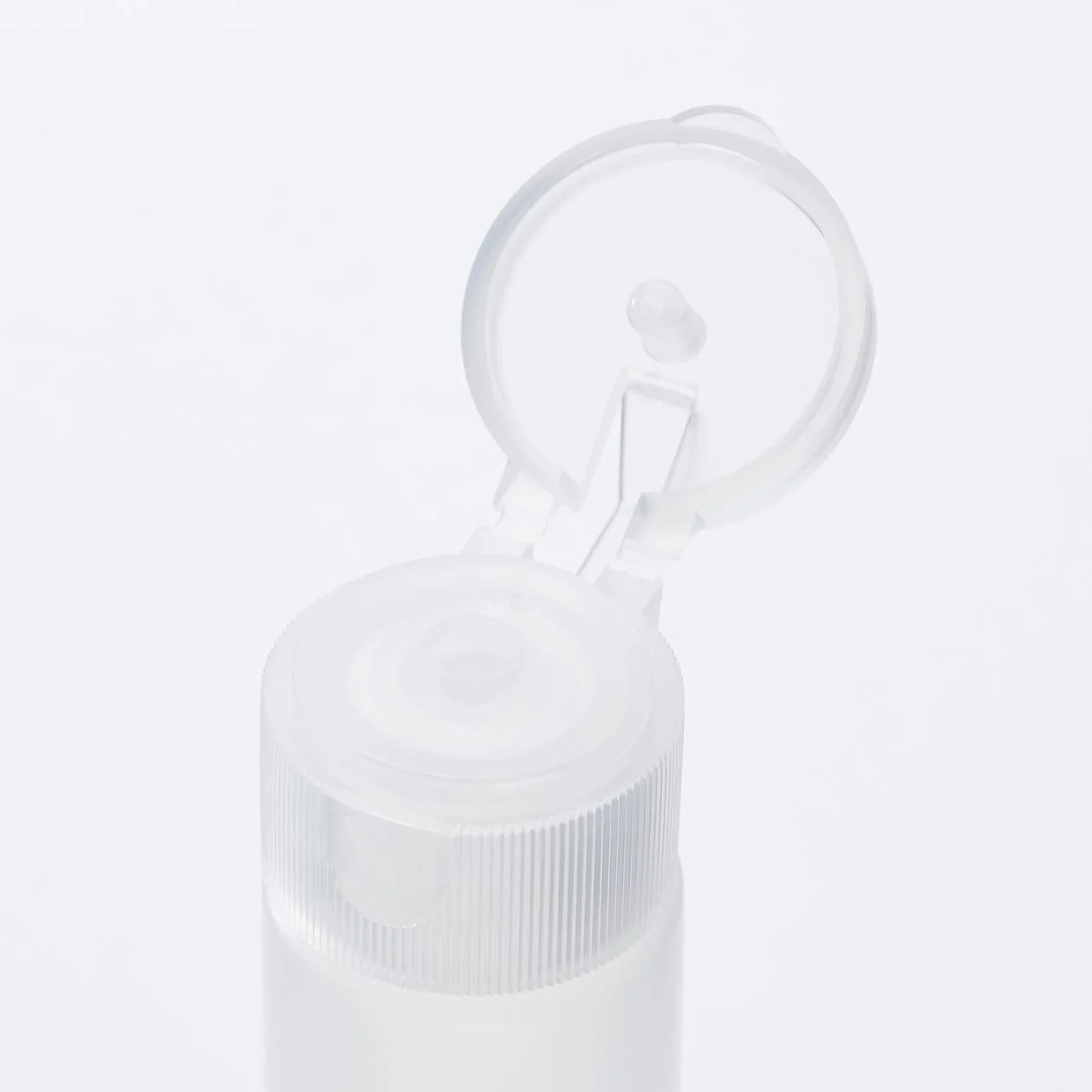 Polyethylene Travel Bottle With Cap (15ml) - Image 3