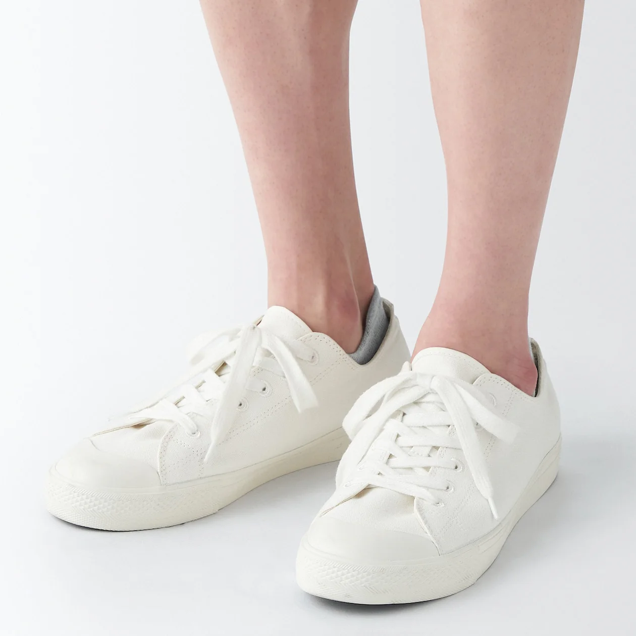 Right Angle Sneaker Socks With Grip Tab - Image 8