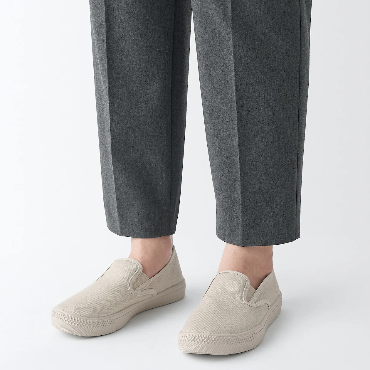 Less Tiring Slip On Sneakers - Image 20